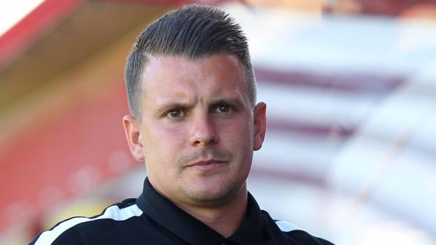 Dean Cox leaves Leyton Orient after contract terminated by mutual consent