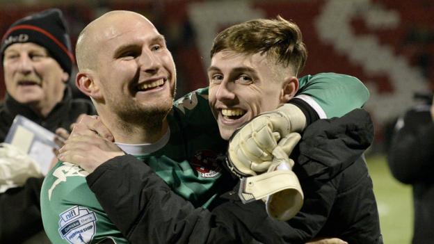 Irish Premiership: Crusaders thump Reds to move seven points clear as Glens hold Blues