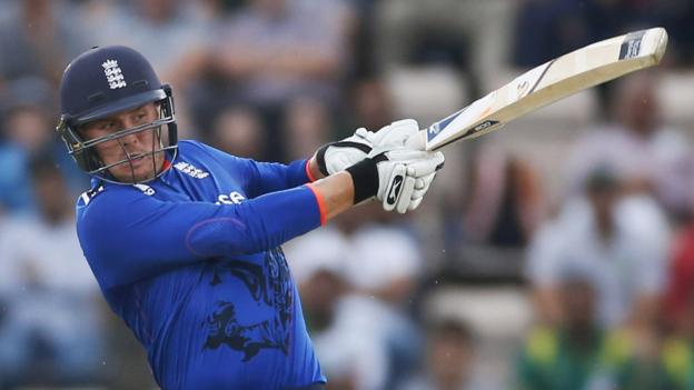 England v Pakistan: Joe Root and Jason Roy earn Southampton win