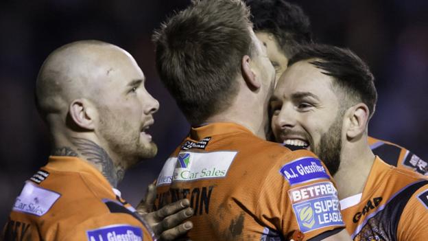 Super League: Salford Red Devils v Castleford Tigers