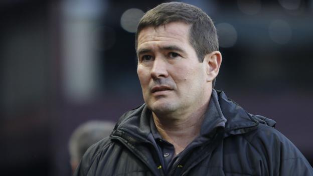 Nigel Clough: Burton Albion manager turns down Nottingham Forest