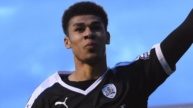 Walsall 1-3 Barnsley (1-6 agg)