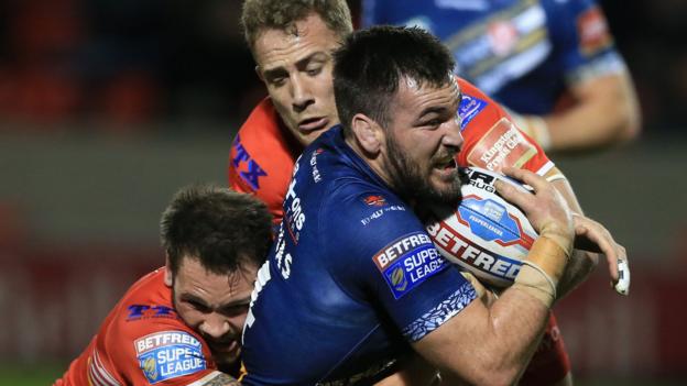 Super League: Salford Red Devils 22-14 St Helens