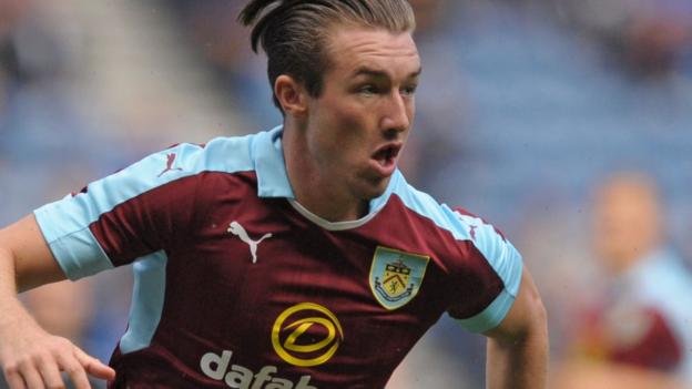 Chris Long: Fleetwood Town sign Burnley striker on season-long loan