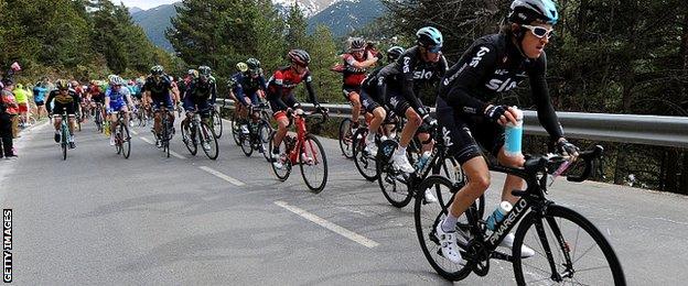 Geraint Thomas (R) and Chris Froome