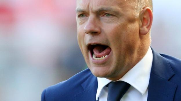 Uwe Rosler: Fleetwood Town boss says club must create top-six mentality
