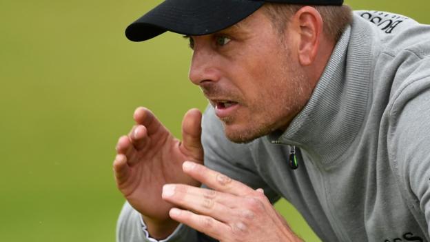 Stenson leads Mickelson at The Open - report & highlights