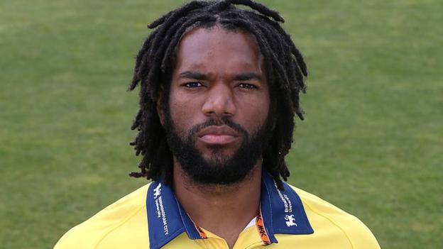 Recordo Gordon: Warwickshire release fast bowler after five years at Edgbaston