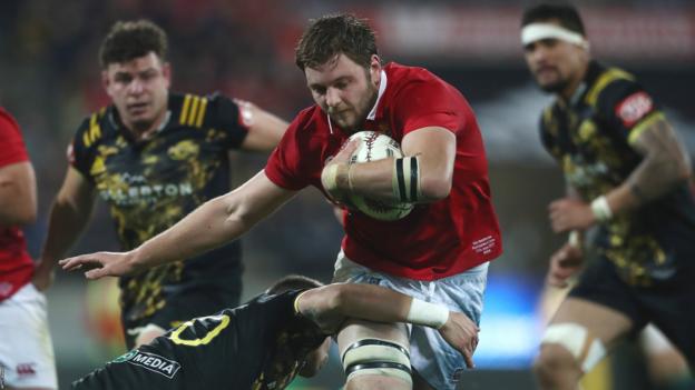 British and Irish Lions draw with Hurricanes in final midweek game