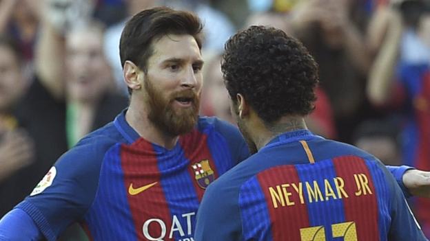 Messi passes 50 for the season in easy Barca win