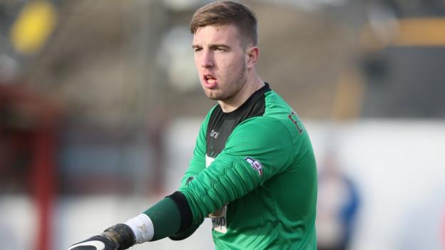 Goalkeeper Etheridge joins Doncaster