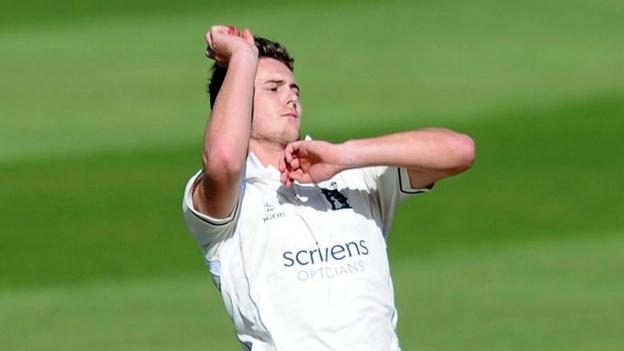 Warwickshire: Mark Adair signs new two-year contract with Bears