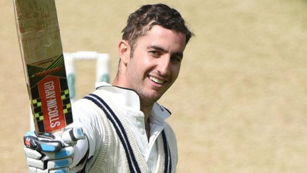 Warwickshire v Middlesex: Stevie Eskinazi's century puts visitors on top