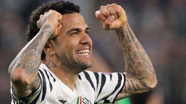 Dani Alves: Manchester City target to be released from Juventus contract