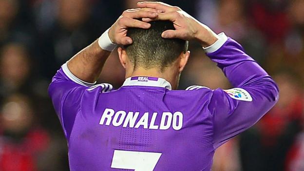 Sevilla end Real's unbeaten run