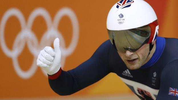 Watch: GB guaranteed gold in men's sprint
