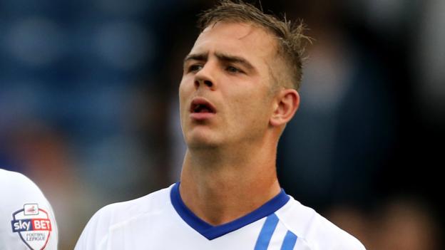 Tom Pope: Bury striker criticises attitude of players after 12-game winless run