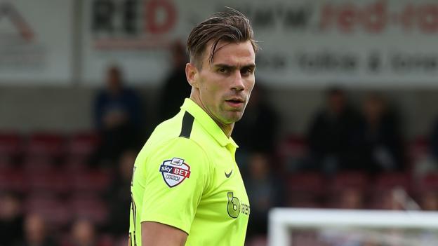 Notts County sign Scunthorpe's Boyce