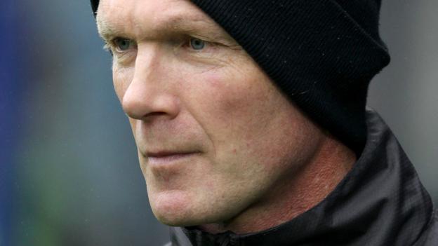Neil Aspin and Lee Nogan: Gateshead management duo sign new ... - BBC News
