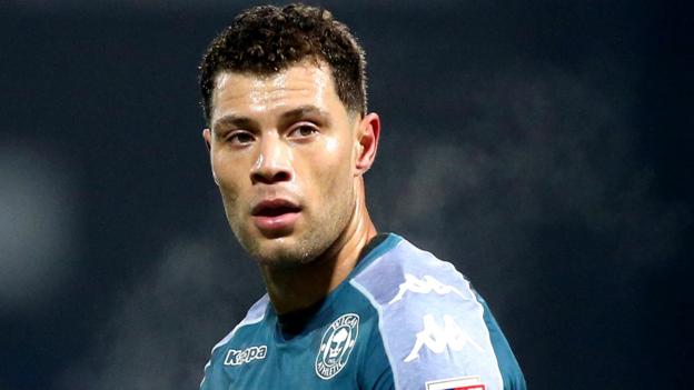 Yanic Wildschut: Wigan Athletic forward makes transfer request