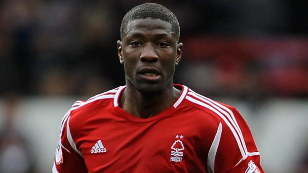 Guy Moussi: Former Nottingham Forest midfielder training with club