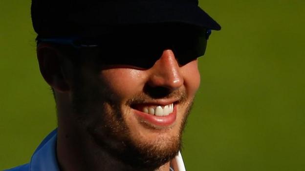 VIDEO: Hales' 'filthy' bowling amuses Finn