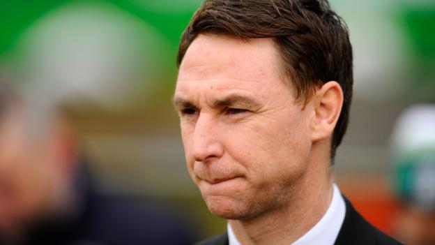 Jamie Fullarton's short, sharp lesson in managerial stress at Notts County