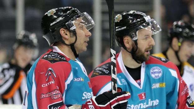 Elite League: Belfast Giants 5-4 Nottingham Panthers - BBC Sport - BBC News