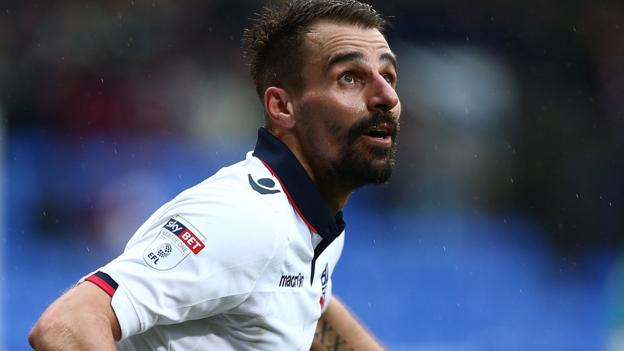 Filipe Morais: Bolton Wanderers winger signs contract extension
