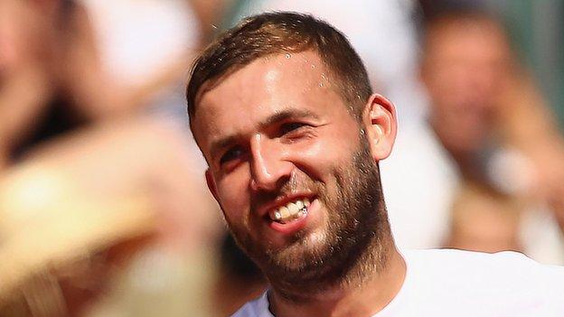 Barcelona Open: Dan Evans and Kyle Edmund through to second round