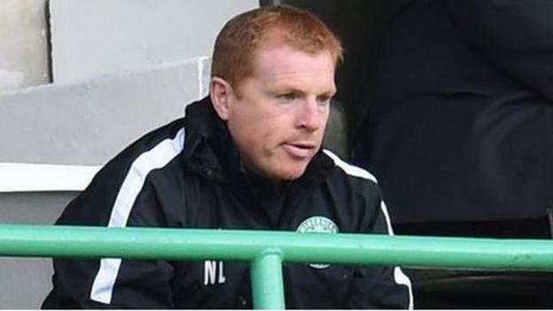 Lennon sent to stands in first game as Hibs boss