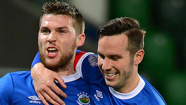 Irish Premiership: Linfield 2-0 Cliftonville