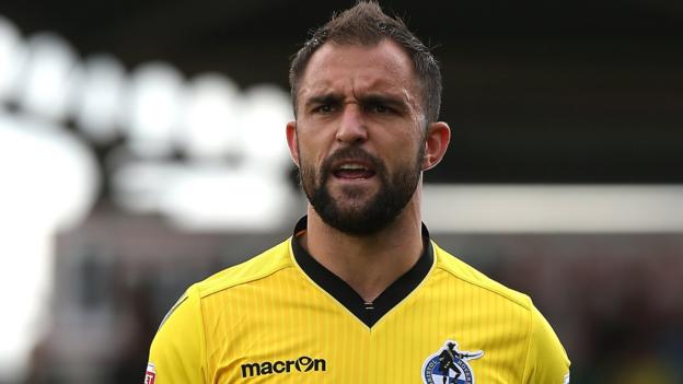 Peter Hartley: Bristol Rovers defender joins Blackpool on two-year contract