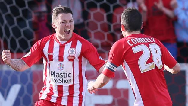 Brown signs new Accrington deal