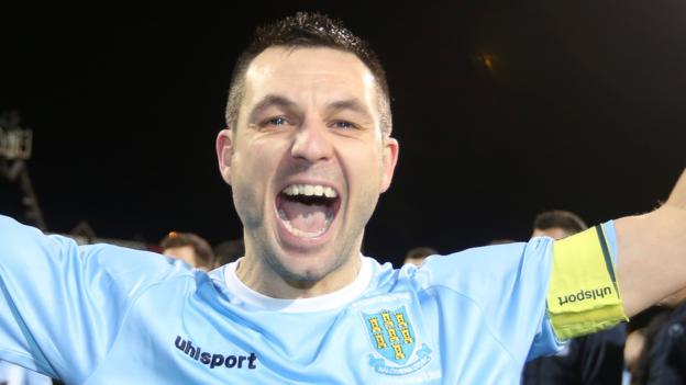 Ballymena beat Carrick in League Cup final