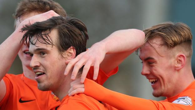Irish Cup: Bizarre goal helps Glenavon go through