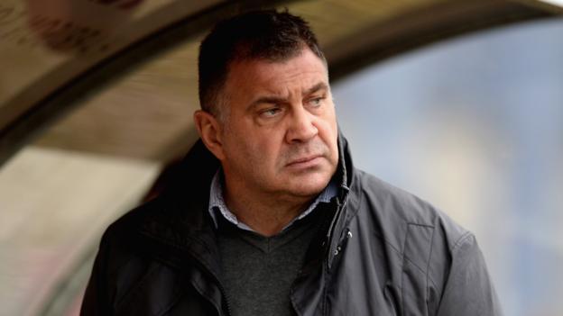 Shaun Wane: Wigan Warriors coach to miss Catalans Dragons trip for hip surgery