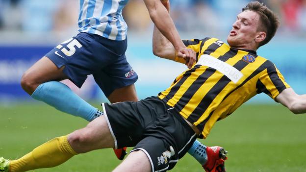 Matt Tootle: Former Shrewsbury Town defender joins Notts County