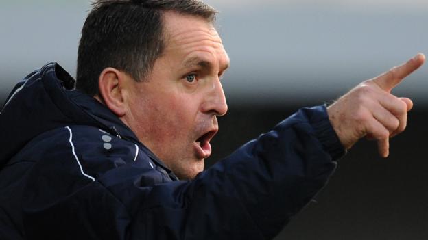 Martin Allen: Eastleigh confirm new manager after Barnet departure - BBC Sport