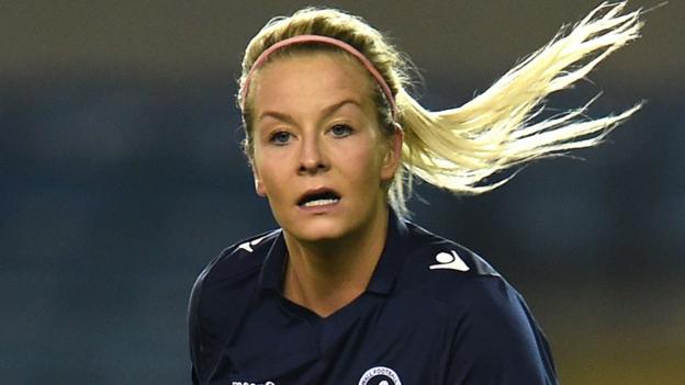 Lily Agg: Brighton midfielder joins Bristol City Women - BBC News