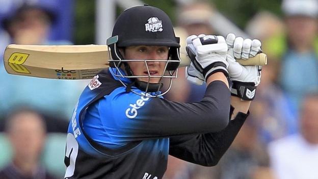One-Day Cup: Tom Kohler-Cadmore's 118 inspires Worcestershire win over Yorkshire