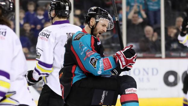 Elite League: Belfast Giants 5-2 Manchester Storm - BBC Sport - BBC News