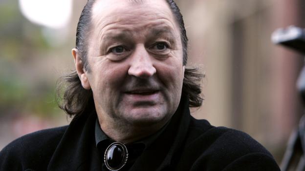 Worthington denies having Alzheimer's