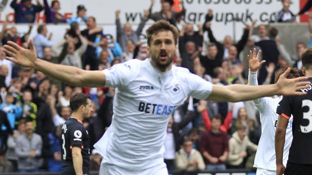 Swansea City: Striker Fernando Llorente hits back at Frank Lampard criticism
