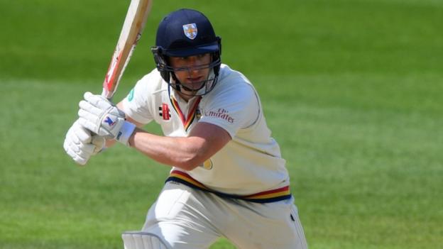 Hampshire target Bears opener Chopra