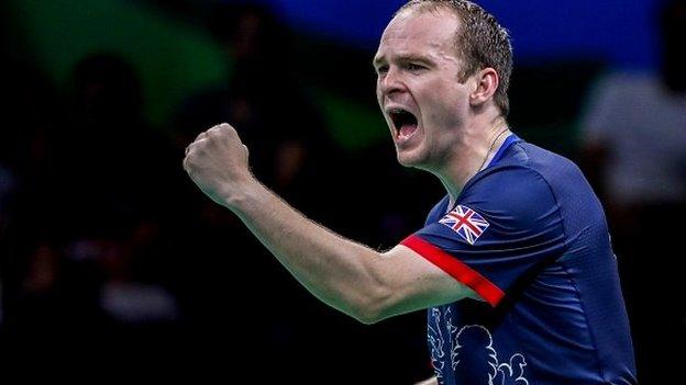 Watch: Drinkhall first Briton into last 16 of table tennis since 1992