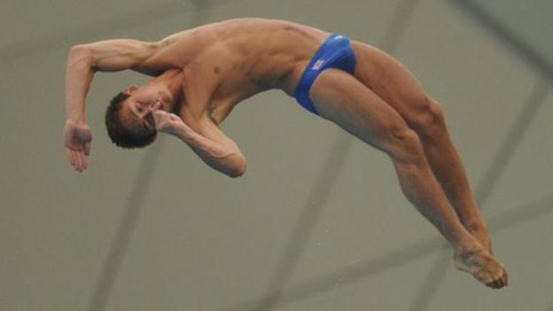 London 2012 Tom Daley Hits Back Over Team Gb Coach Comments Bbc Sport