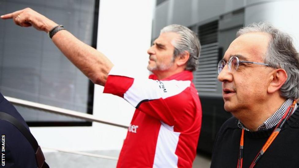 [Imagen: _87221585_marchionne_arrivabene_getty.jpg]