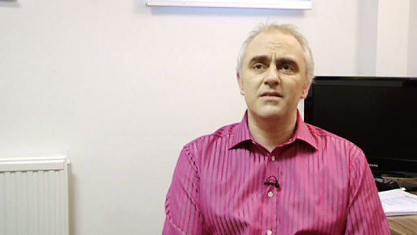 Dave Lamb in dressing room