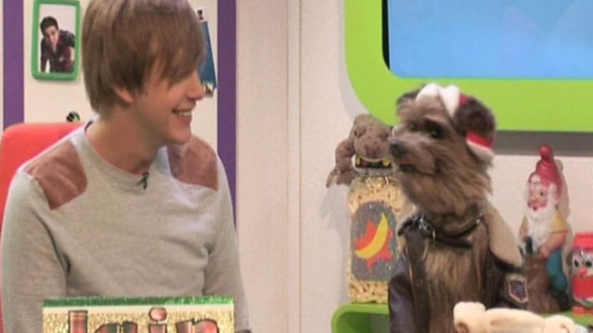 Iain Stirling and Hacker T Dog.